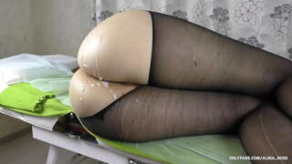 Прецака стегнат путка стъпка сестра в чорапогащник