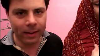 Siek Man naai in die Vakansie Indiese Wilfe vir Geld Verneuk Slet