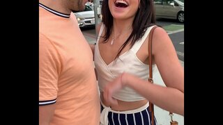 Tutta la SCENA Petite Teen Babe Avi Amore si fa scopare da un Nuovo Amico