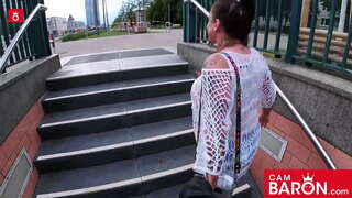 Fasil yo jwenn: Adrienne Bo a se yon sal kòk ole-dejwe gwo! Cambaron.com